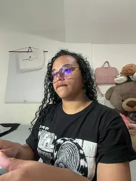 Snapshot of angela_angels_ chatting on February 7, 2026, 10:34 am angela angels online show from February 7, 2026, 10:34 am