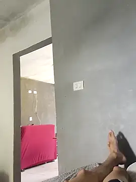 Juliano69xv online show from March 5, 2025, 4:35 pm