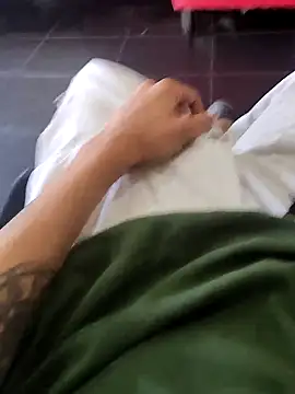 Juliano69xv online show from September 8, 2025, 5:56 pm