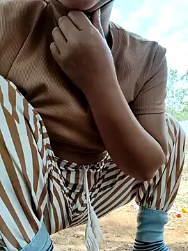 Betty20zx online show from March 22, 2025, 2:27 am