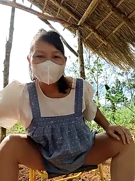 Betty20zx online show from October 20, 2025, 1:18 am