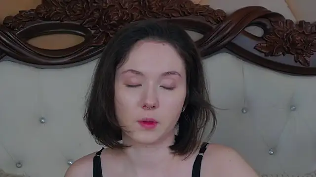 IreneRaye online show from February 19, 2025, 4:55 am