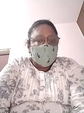 Snapshot of Pushpavathi_78 chatting on April 18, 2026, 1:35 pm Pushpavathi 78 online show from April 18, 2026, 1:35 pm