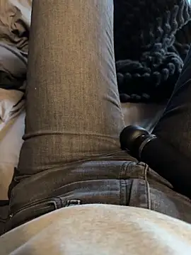 Ana-05 online show from February 16, 2026, 3:21 pm