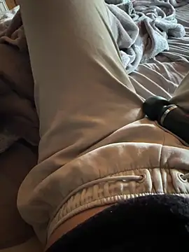 Ana-05 online show from October 5, 2025, 1:13 pm