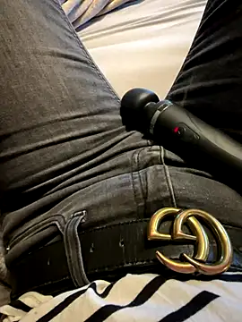 Ana-05 online show from October 27, 2025, 3:35 pm