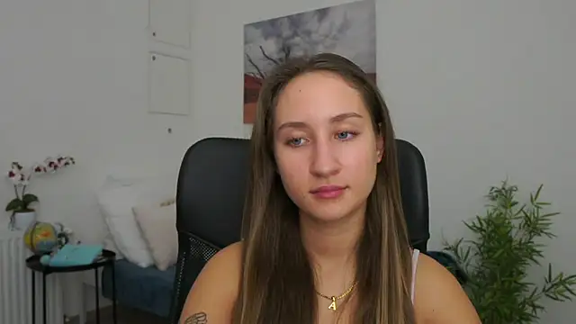 magic   smile online show from January 28, 2025, 1:38 pm