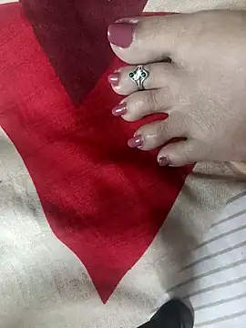 lakey91girl online show from March 18, 2026, 1:02 pm