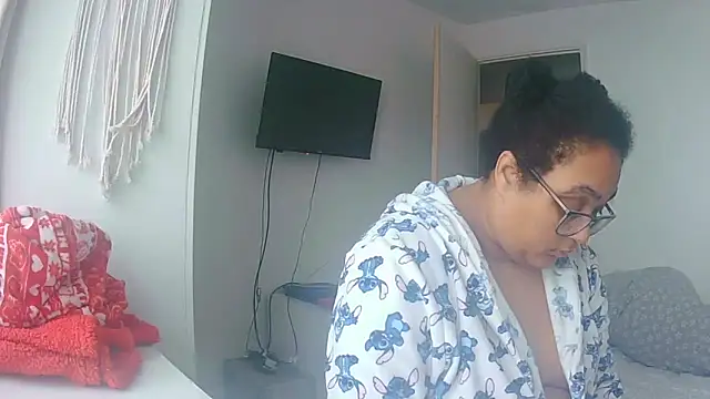 Snapshot of vanilla_chocolate23 chatting on February 16, 2026, 11:42 am vanilla chocolate23 online show from February 16, 2026, 11:42 am