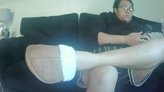 vanilla chocolate23 online show from January 14, 2026, 8:51 am