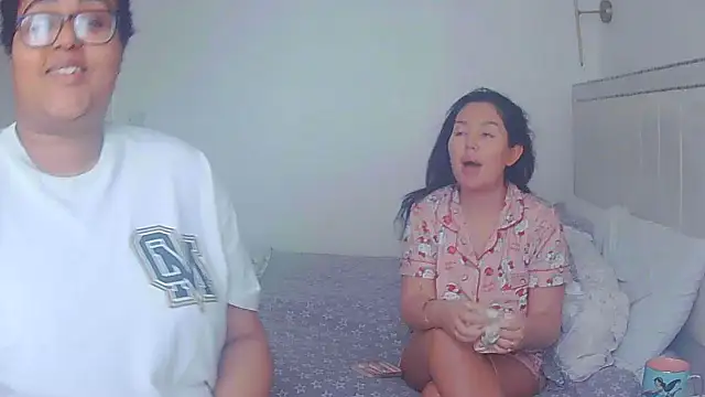 Snapshot of vanilla_chocolate23 chatting on February 22, 2026, 11:45 am vanilla chocolate23 online show from February 22, 2026, 11:45 am