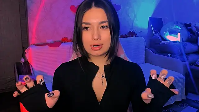 Swee Alicee online show from March 1, 2026, 7:03 pm