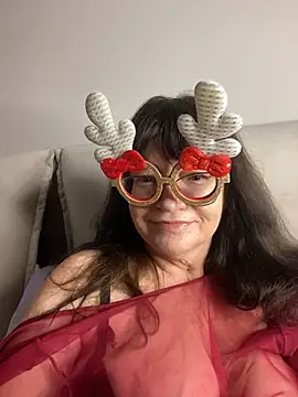 ZaraFay online show from January 12, 2026, 8:47 pm