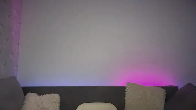 denlover1 online show from September 18, 2025, 8:39 am