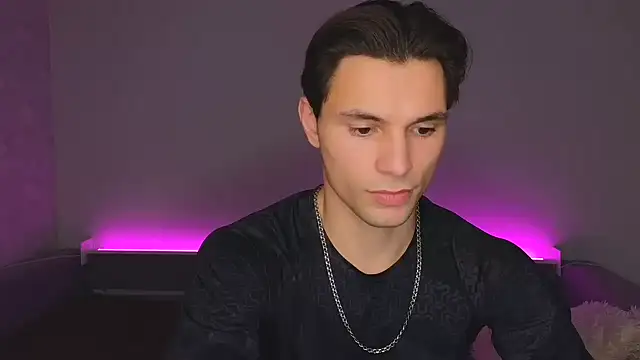 denlover1 online show from February 15, 2026, 1:43 pm