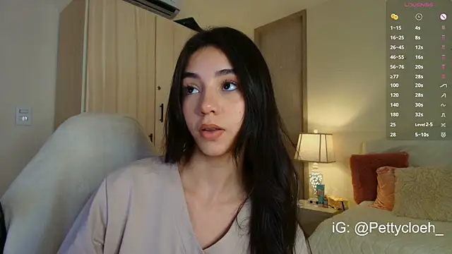 PettyCloeh online show from October 11, 2025, 9:16 pm