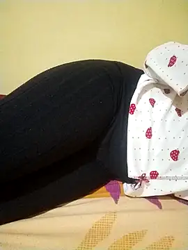 Snapshot of 3ahhd chatting on December 1, 2025, 1:34 pm 3ahhd online show from December 1, 2025, 1:34 pm