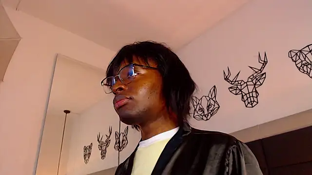 candy lovee69 online show from March 13, 2025, 2:27 am