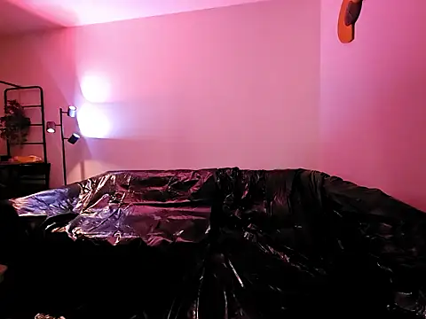 manforhotfun online show from February 22, 2026, 12:24 am