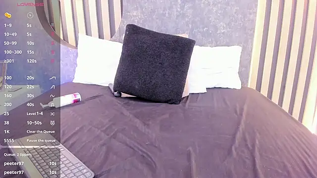 Snapshot of miss10_antonella chatting on March 15, 2025, 10:55 pm miss10 antonella online show from March 15, 2025, 10:55 pm