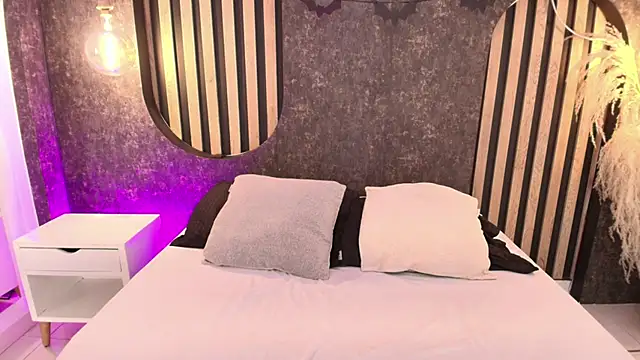 Snapshot of miss10_antonella chatting on November 5, 2025, 12:08 pm miss10 antonella online show from November 5, 2025, 12:08 pm