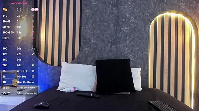 Snapshot of miss10_antonella chatting on February 27, 2025, 11:59 pm miss10 antonella online show from February 27, 2025, 11:59 pm