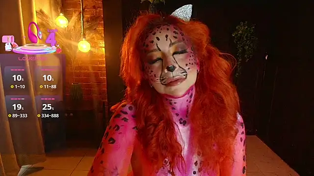 sahra taylor  online show from October 13, 2025, 4:52 pm