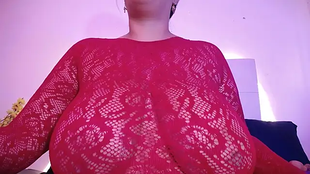 Snapshot of Nicol_Love0 chatting on April 23, 2026, 12:29 pm Nicol Love0 online show from April 23, 2026, 12:29 pm