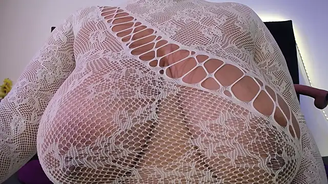 Snapshot of Nicol_Love0 chatting on April 30, 2026, 12:01 pm Nicol Love0 online show from April 30, 2026, 12:01 pm