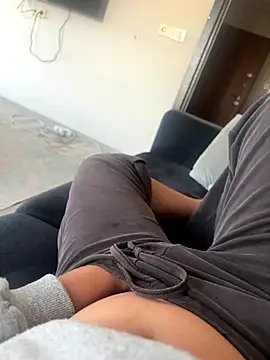 Snapshot of Periperiniz chatting on October 31, 2025, 1:52 pm Periperiniz online show from October 31, 2025, 1:52 pm