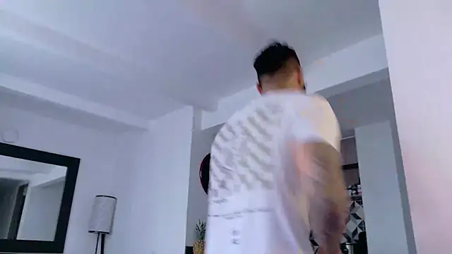 tony muscle online show from September 19, 2025, 8:13 pm