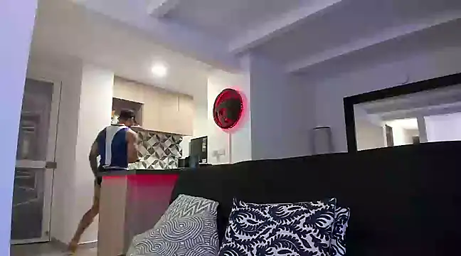 tony muscle online show from March 2, 2025, 11:28 pm