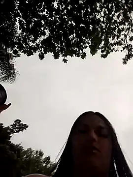 girl milk1 online show from November 24, 2025, 10:10 pm