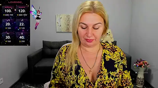 Lili Crossi online show from September 30, 2025, 5:46 am