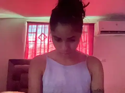 Susandolls online show from January 14, 2025, 3:36 pm