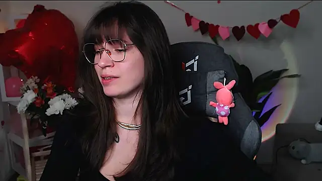 M Sensual online show from March 27, 2026, 10:11 pm