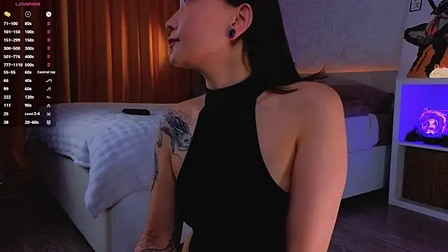 Renochka online show from February 28, 2026, 4:06 pm