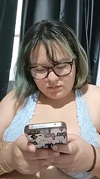 almitapro07 online show from April 6, 2026, 12:50 am