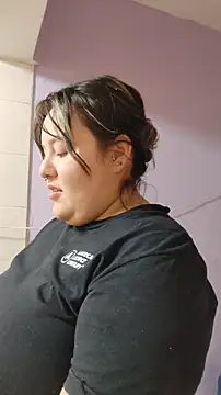 almitapro07 online show from March 29, 2026, 9:38 pm