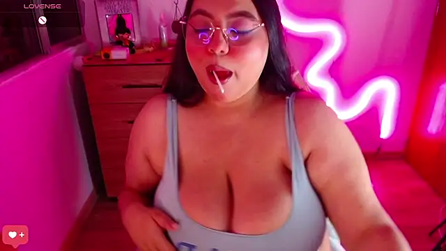 Rebeca charme21 online show from March 9, 2025, 3:22 am