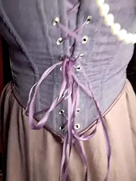 Snapshot of GypsyEsmeralda chatting on November 3, 2025, 3:56 am GypsyEsmeralda online show from November 3, 2025, 3:56 am