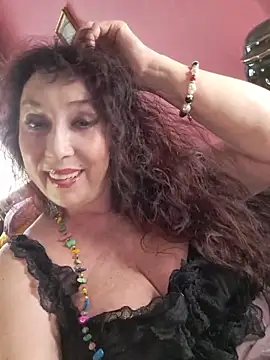 Snapshot of GypsyEsmeralda chatting on May 20, 2026, 6:10 am GypsyEsmeralda online show from May 20, 2026, 6:10 am