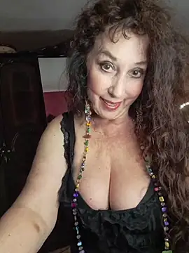 Snapshot of GypsyEsmeralda chatting on May 6, 2026, 6:23 pm GypsyEsmeralda online show from May 6, 2026, 6:23 pm