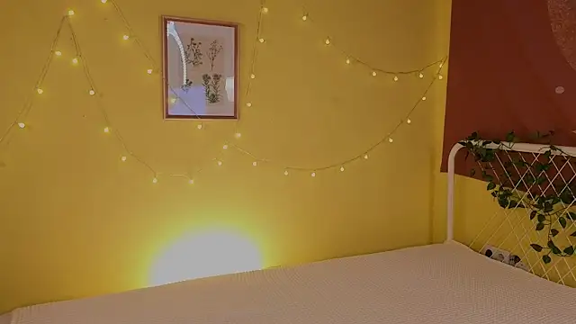 cherry lea online show from October 2, 2025, 5:38 pm