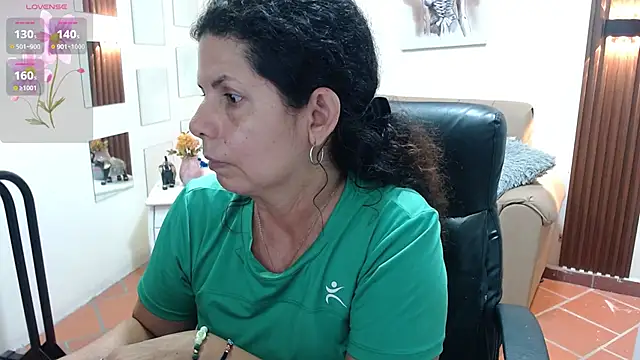 Snapshot of sila_bolum chatting on May 13, 2026, 3:30 pm sila bolum online show from May 13, 2026, 3:30 pm