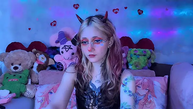 Snapshot of _Devill_Baby chatting on May 6, 2026, 7:45 am Devill Baby online show from May 6, 2026, 7:45 am