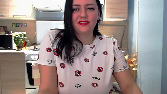 Snapshot of Sophy__soft chatting on February 25, 2025, 6:44 pm Sophy soft online show from February 25, 2025, 6:44 pm