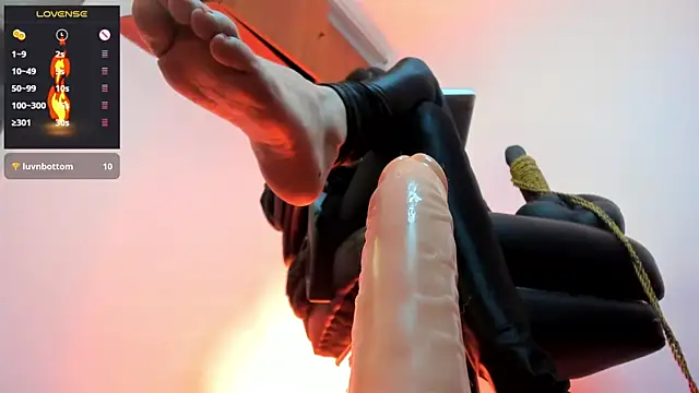 charlotte joliedart online show from March 18, 2025, 5:02 am