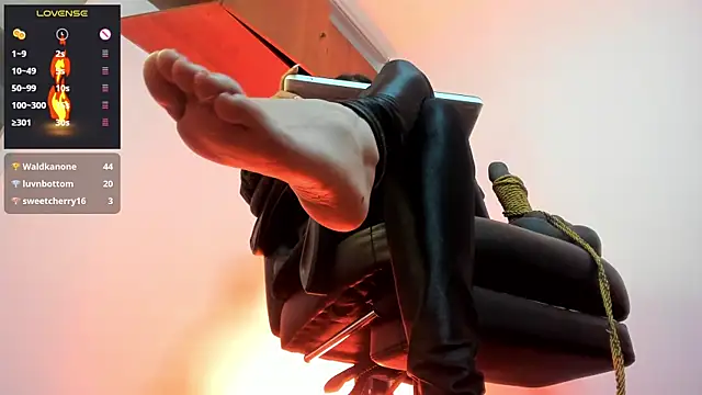 charlotte joliedart online show from March 18, 2025, 8:06 am