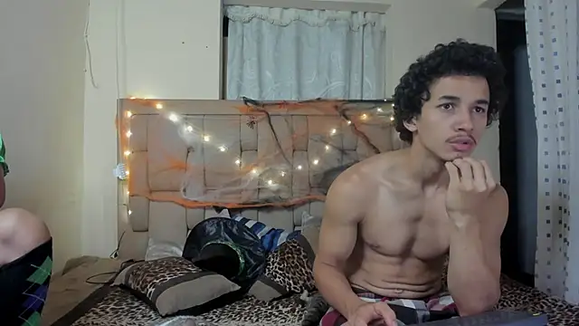 stepcouple XXX online show from October 22, 2025, 10:19 pm